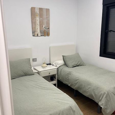 Apartamento Con Piscina En El Paseo Cruz Del Mar Чипіона Екстер'єр фото
