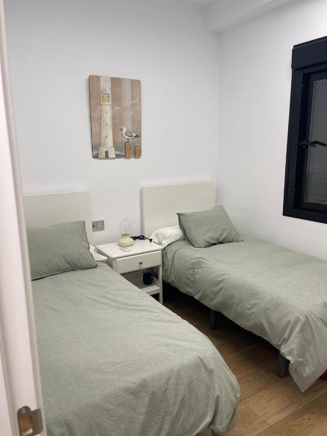 Apartamento Con Piscina En El Paseo Cruz Del Mar Чипіона Екстер'єр фото